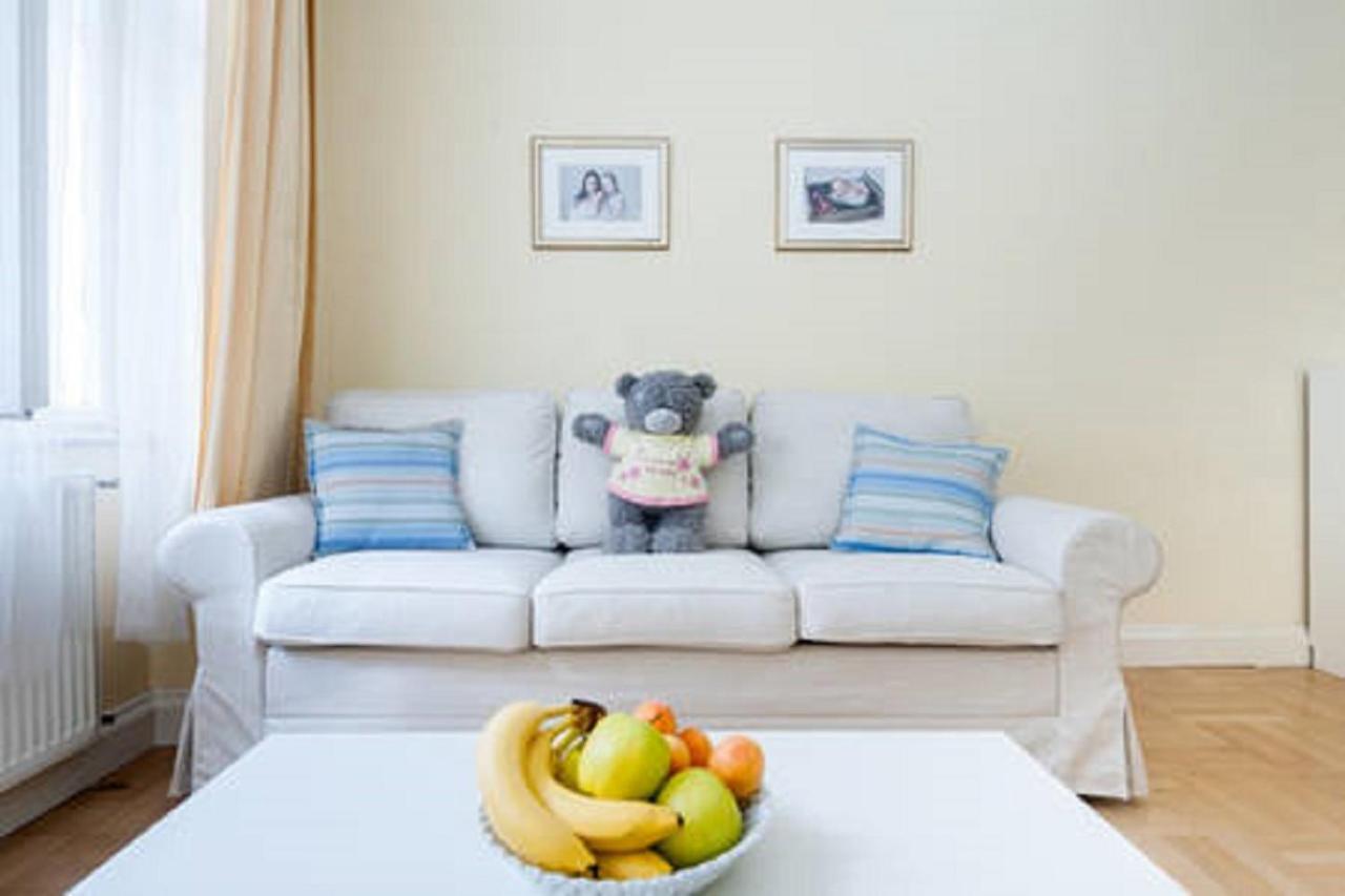Historic Centre-Spacious Apartment Prag Exteriör bild